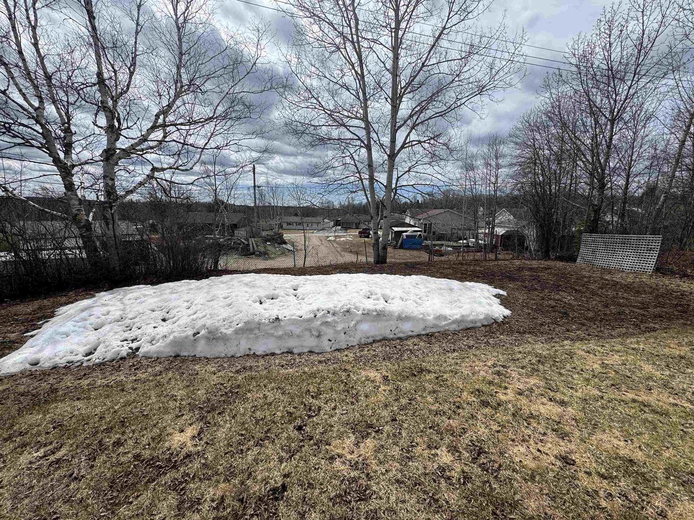 6 Kinglet Place, Manitouwadge, ON - Outdoor