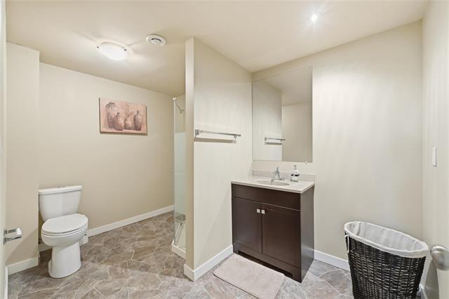 1-64 Barnes St, Winnipeg, MB