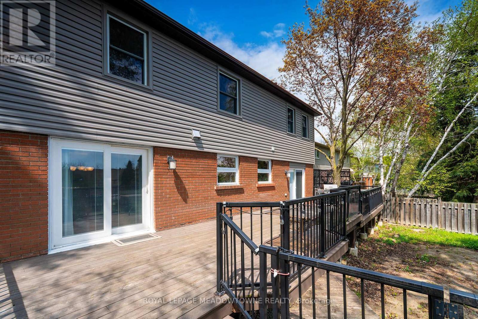 6942 Barrisdale Drive, Mississauga, ON - Outdoor With Exterior