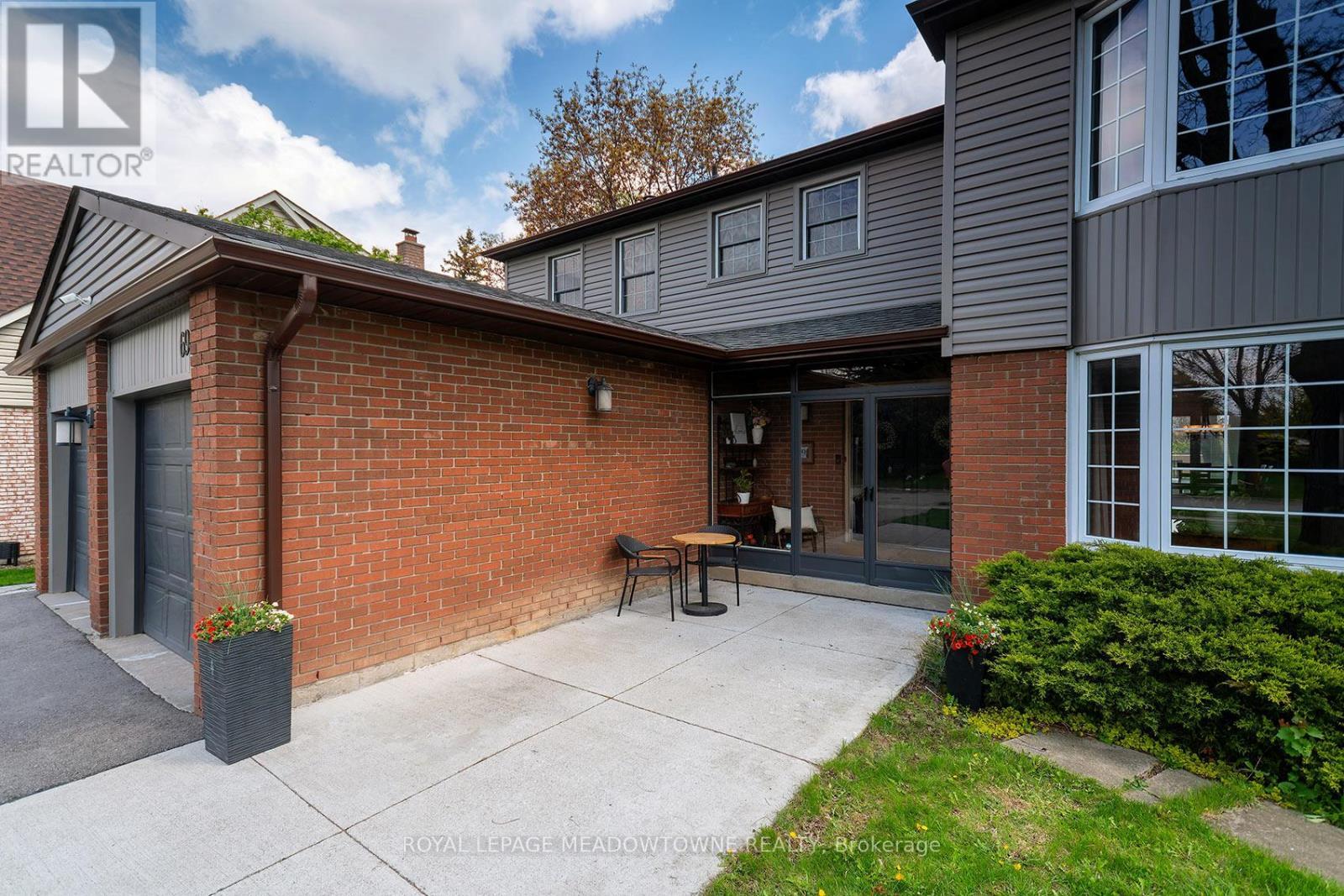 6942 Barrisdale Drive, Mississauga, ON - Outdoor With Exterior