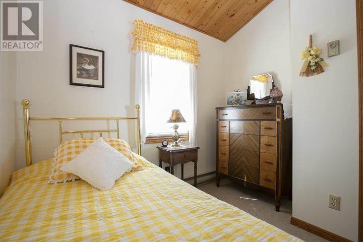 1590 C Line Rd, Richards Landing, ON - Indoor Photo Showing Bedroom