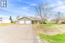 47 CAMERON STREET Whitewater Region, ON K0J 1C0