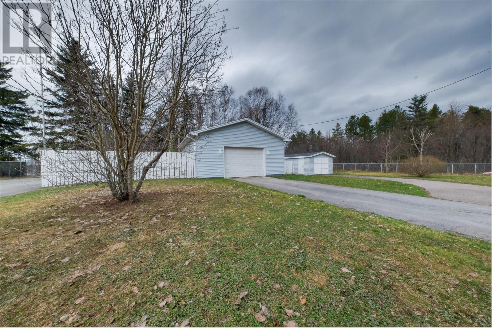 91 Midland Row, Pasadena, NL - Outdoor