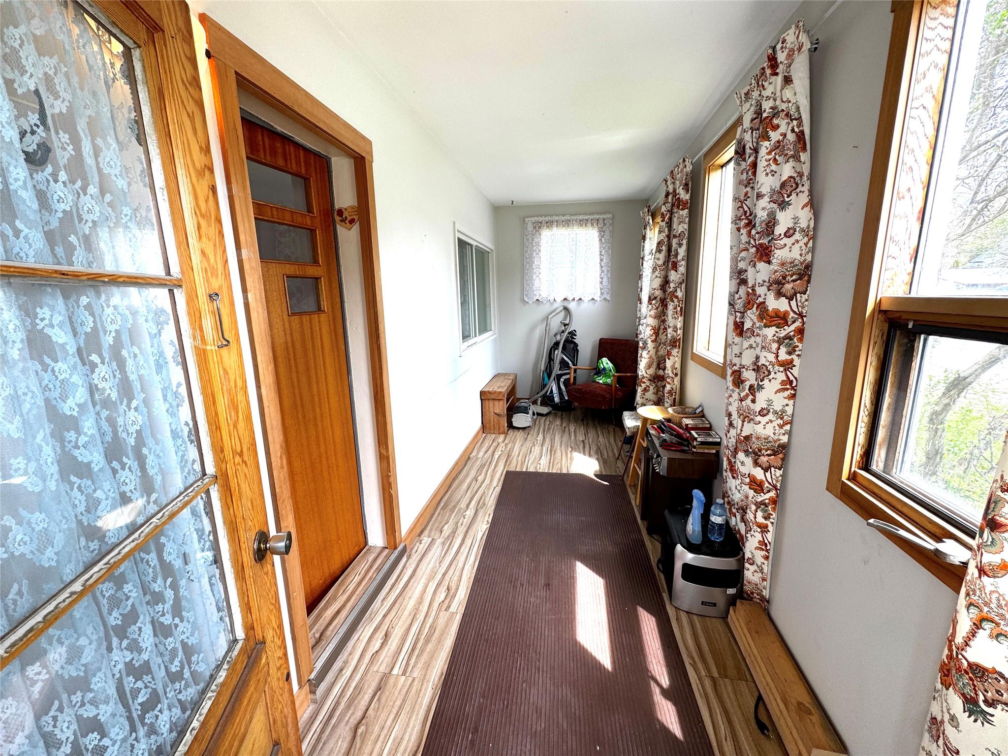 621 9Th Avenue, Fernie, BC - Indoor Photo Showing Other Room