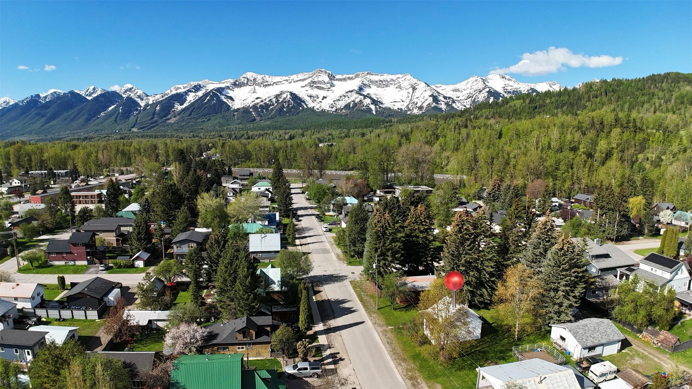 621 9Th Avenue, Fernie, BC - Outdoor With View