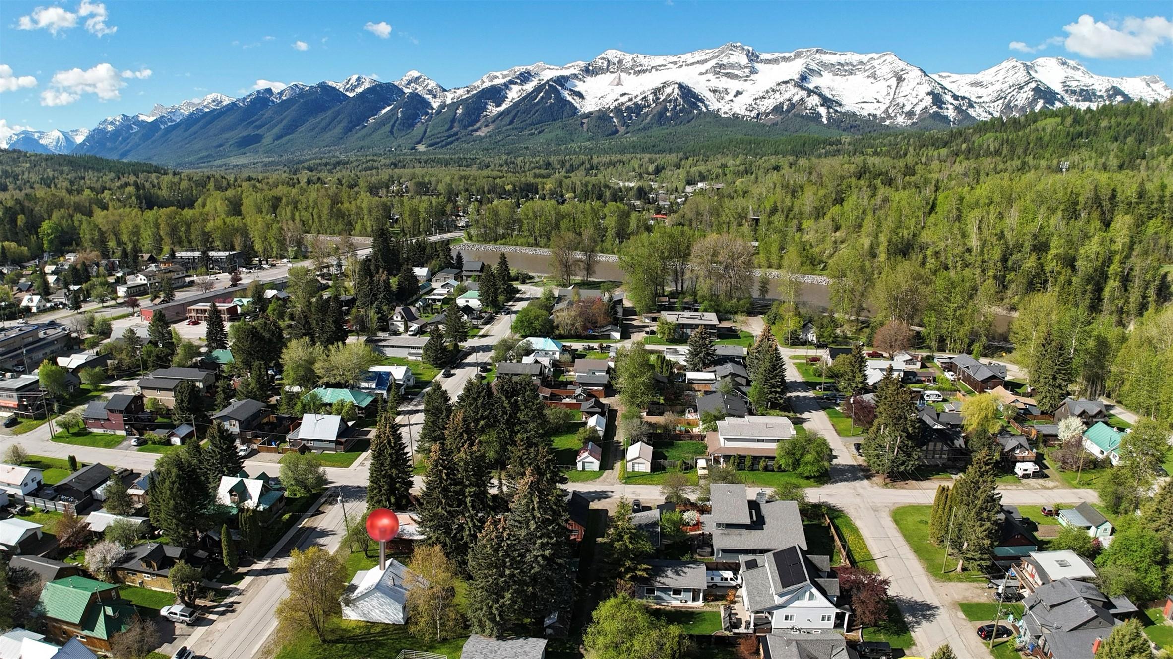 621 9Th Avenue, Fernie, BC - Outdoor With View