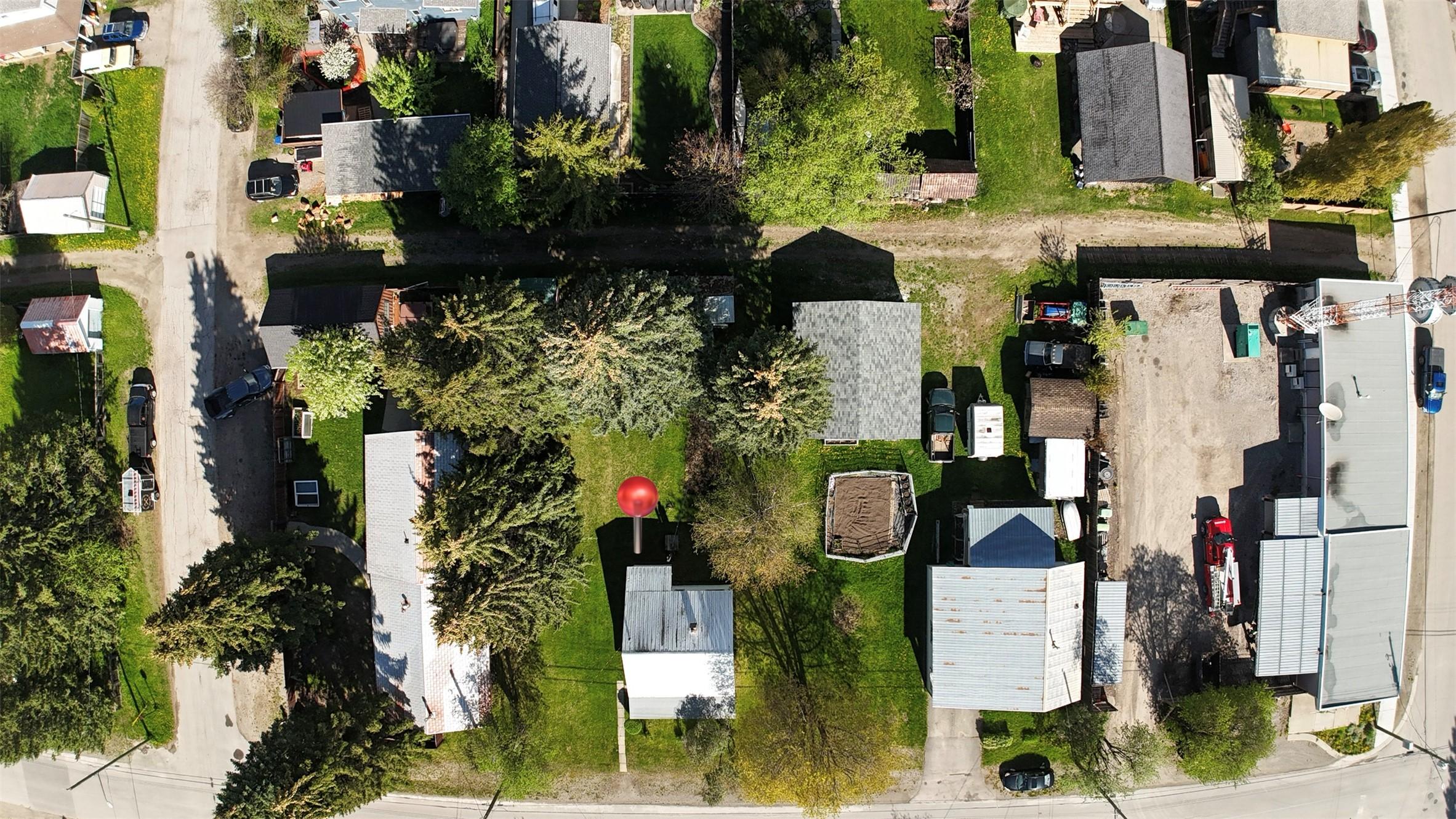 621 9Th Avenue, Fernie, BC - Outdoor