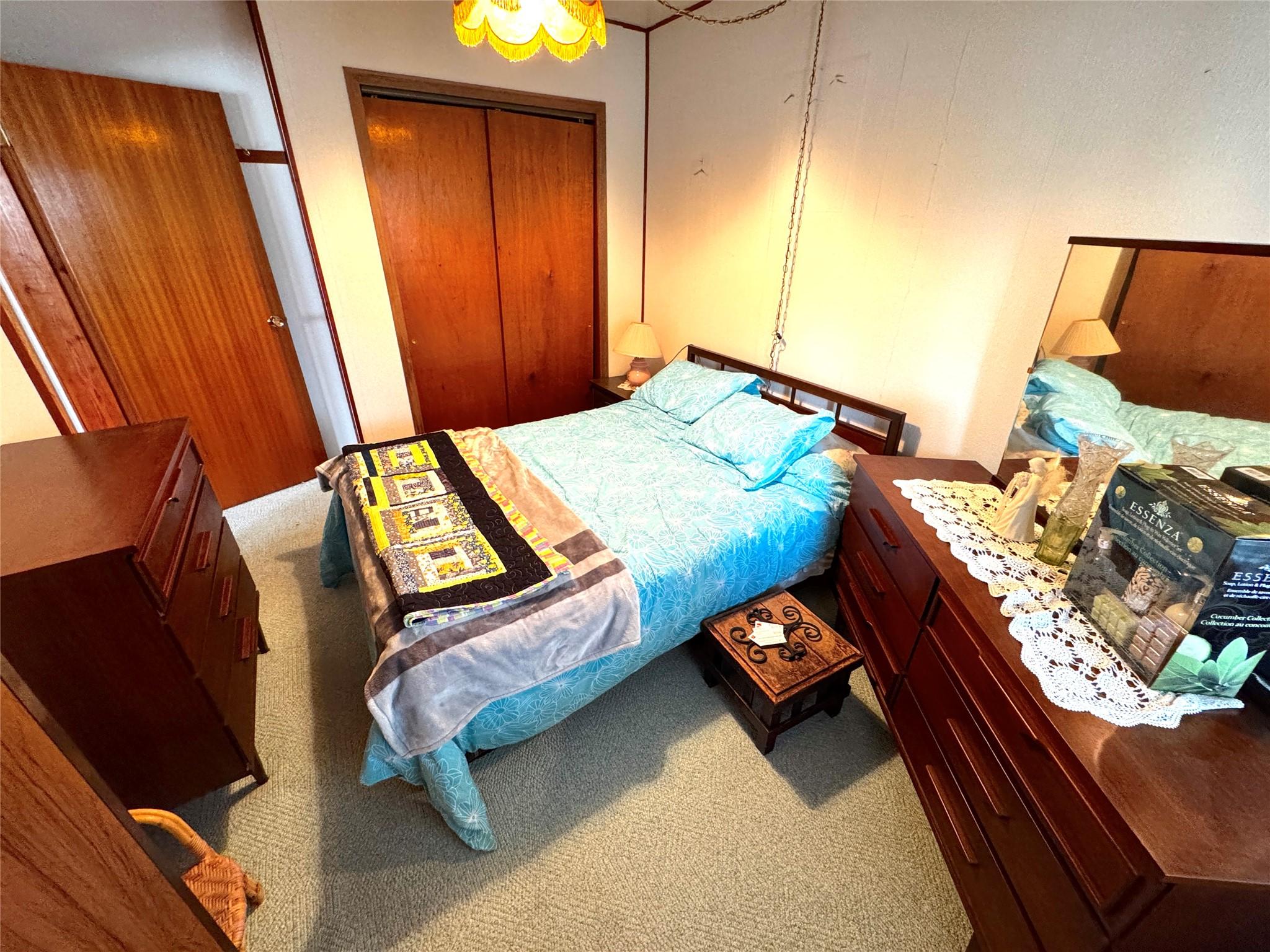 621 9Th Avenue, Fernie, BC - Indoor Photo Showing Bedroom