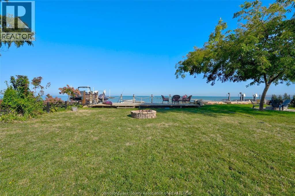 591 Ross Beach, Lakeshore, ON - Outdoor With View
