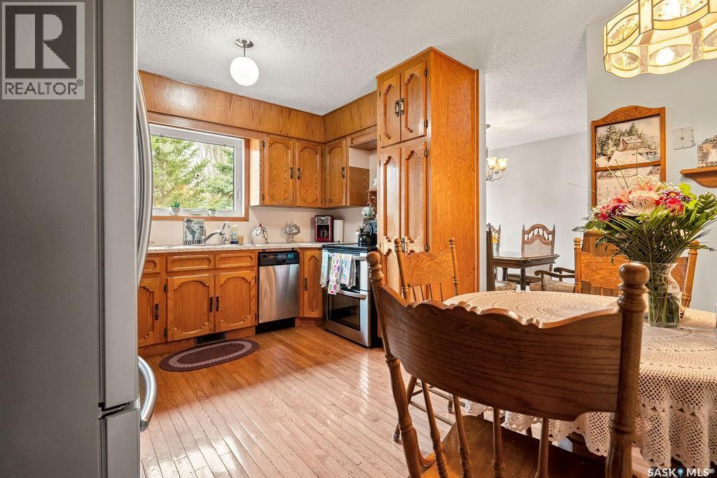 287 Hodgins Crescent N, Regina, SK - Indoor
