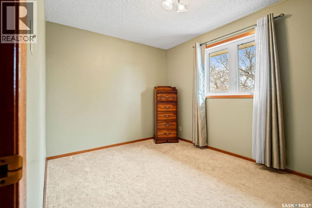 287 Hodgins Crescent N, Regina, SK - Indoor Photo Showing Other Room