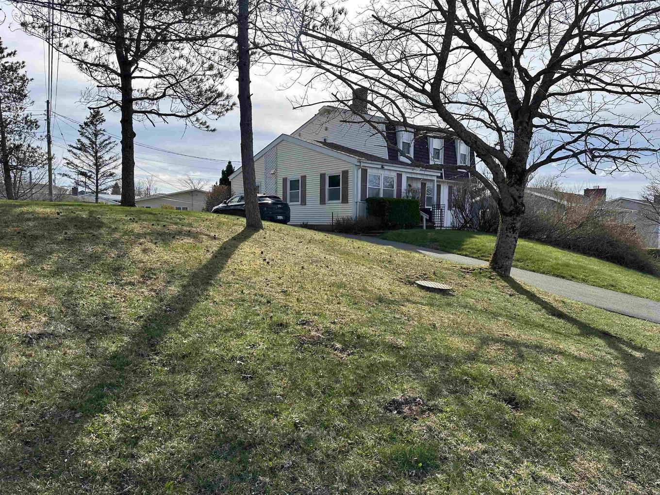 11 Macquarrie Drive, Port Hawkesbury, NS