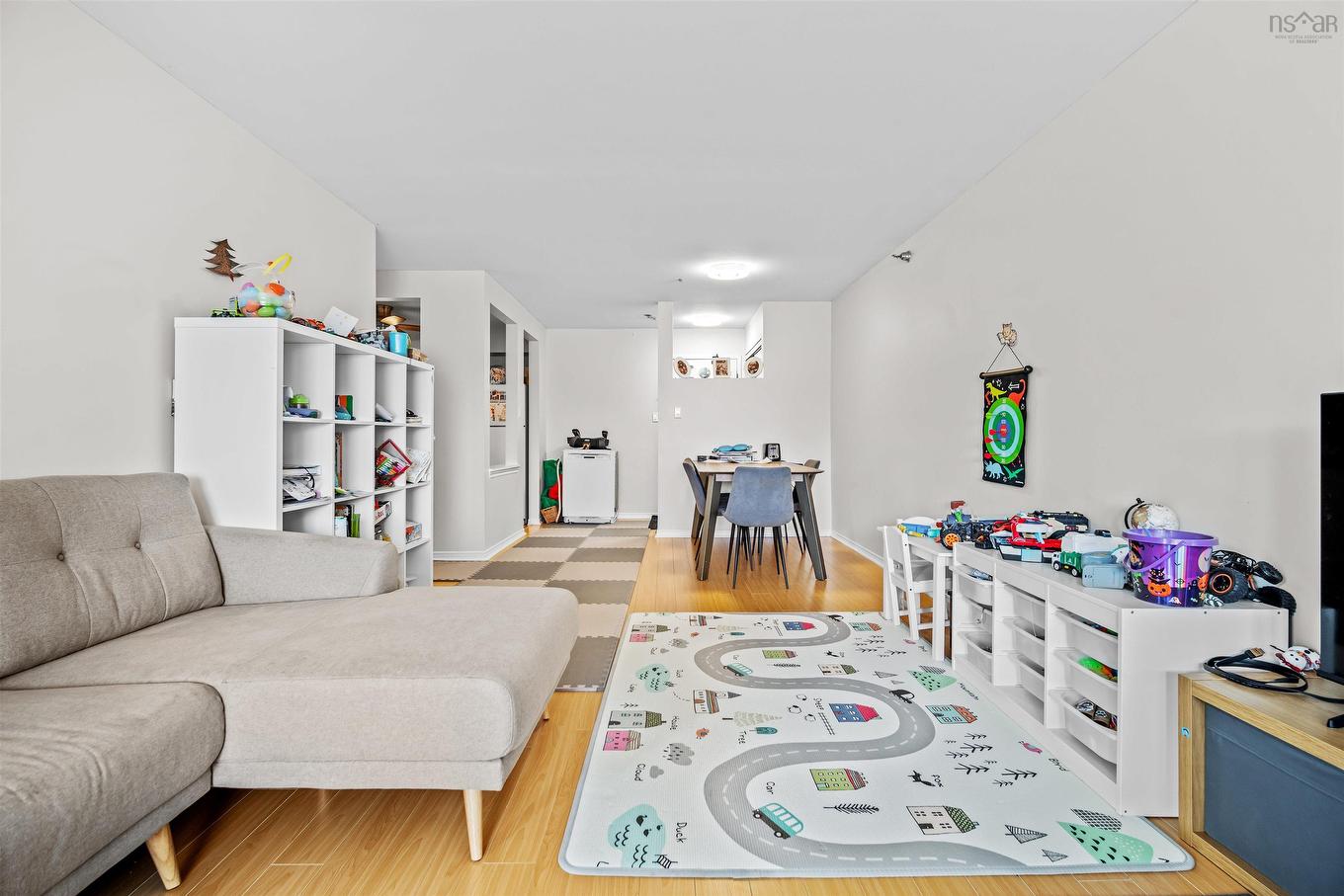 306 83 Kearney Lake Road, Halifax, NS