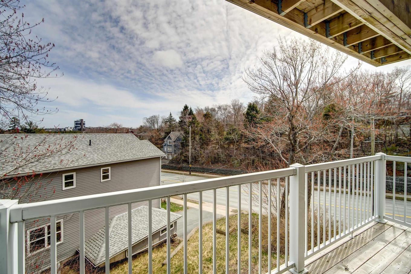 306 83 Kearney Lake Road, Halifax, NS