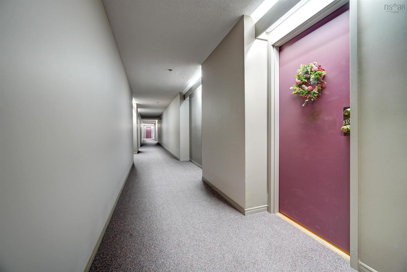 306 83 Kearney Lake Road, Halifax, NS