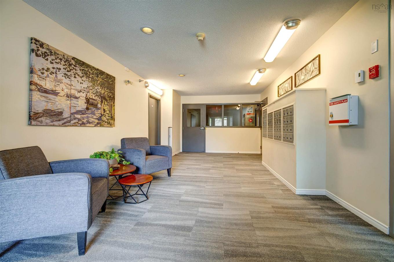 306 83 Kearney Lake Road, Halifax, NS