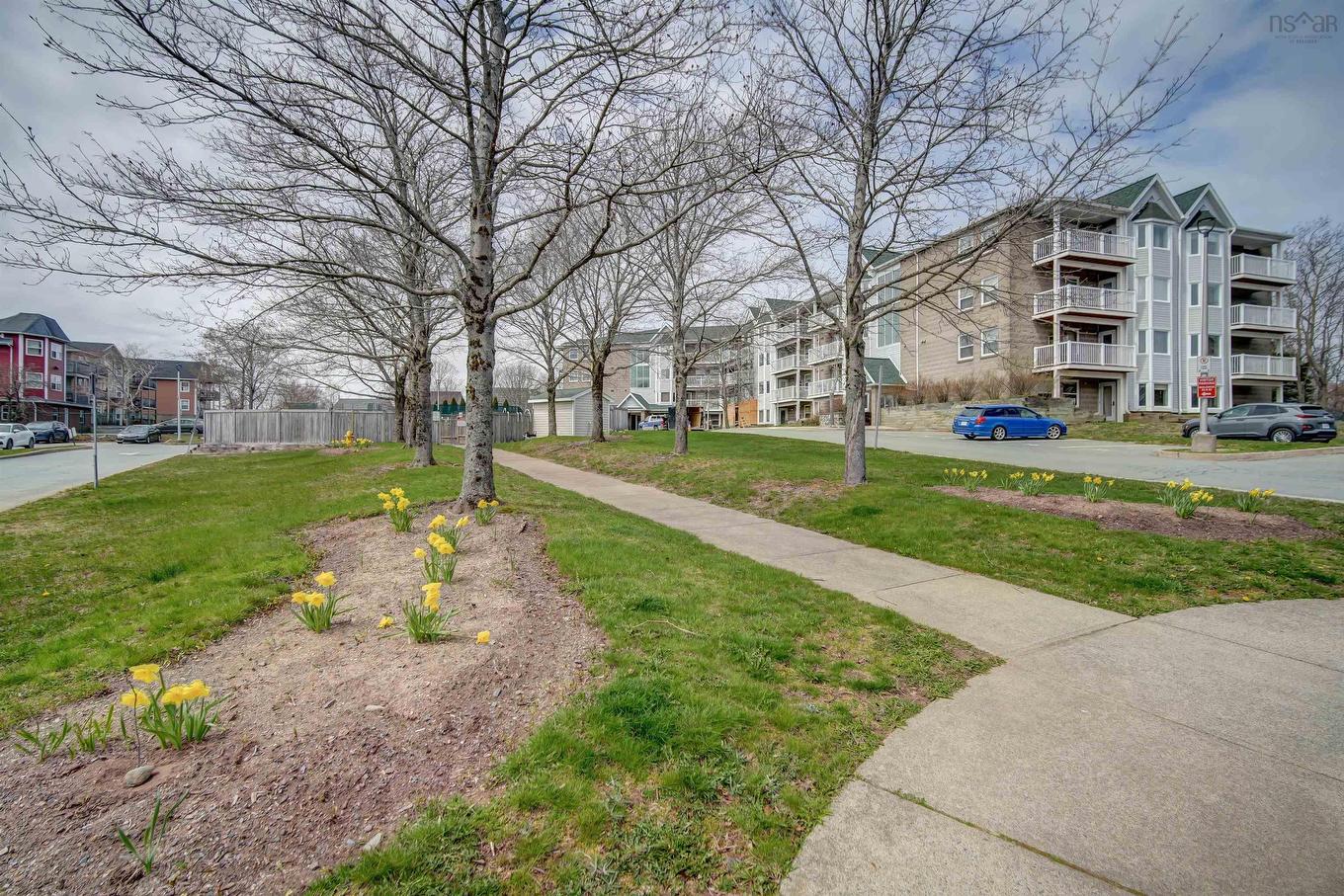 306 83 Kearney Lake Road, Halifax, NS