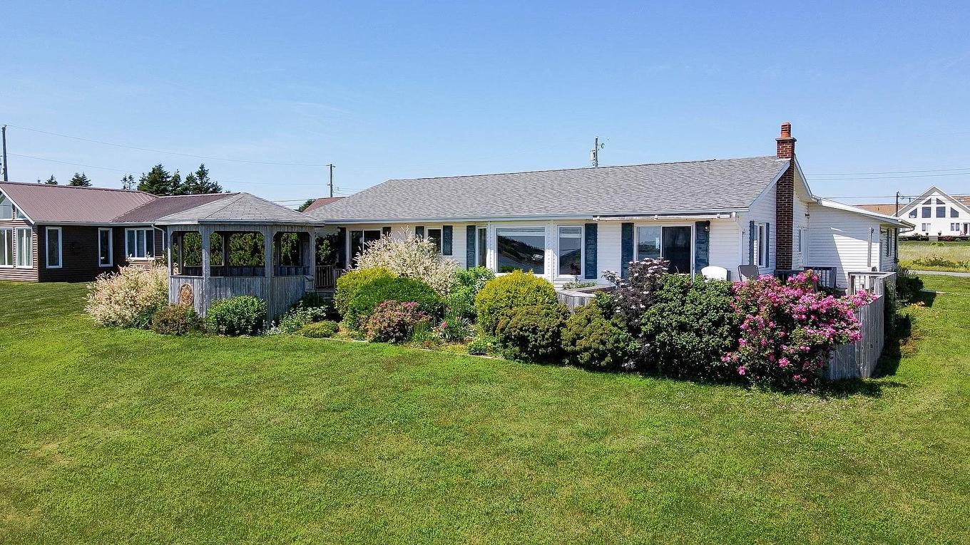 28 Lantern Hill Drive, North Rustico, PE