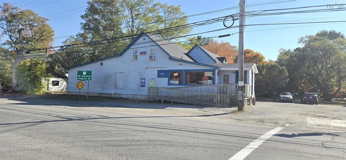 2082 Highway 1, Auburn, NS