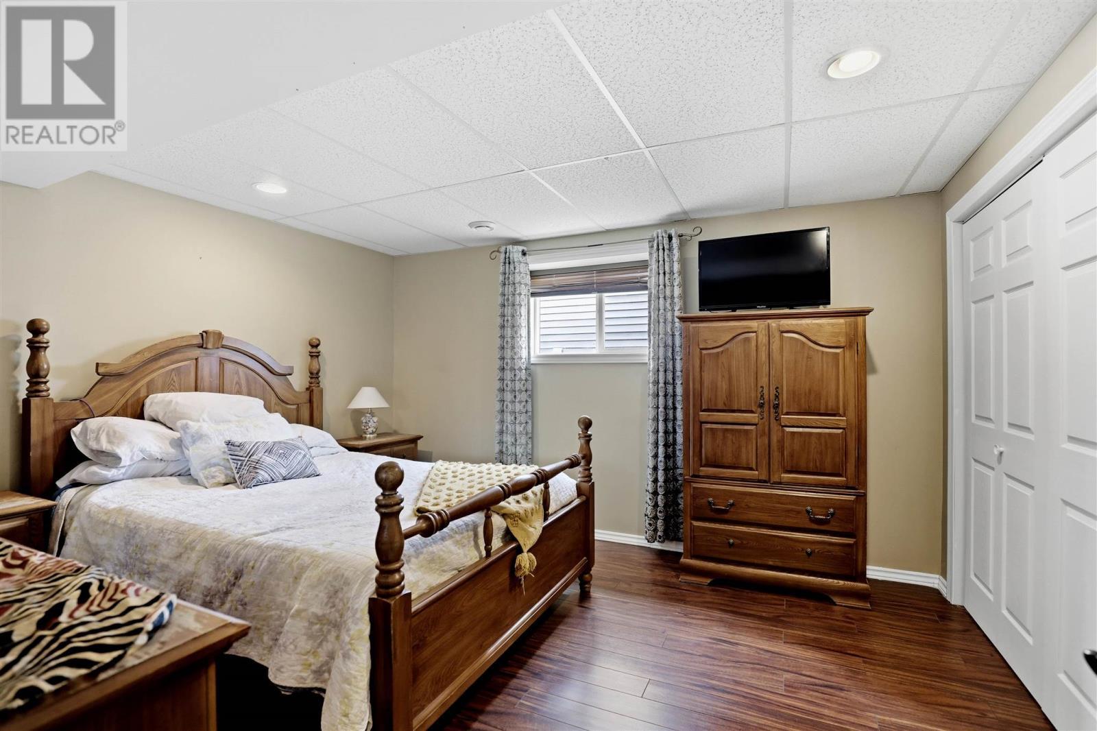 82 Frontenac St, Sault Ste. Marie, ON - Indoor Photo Showing Bedroom