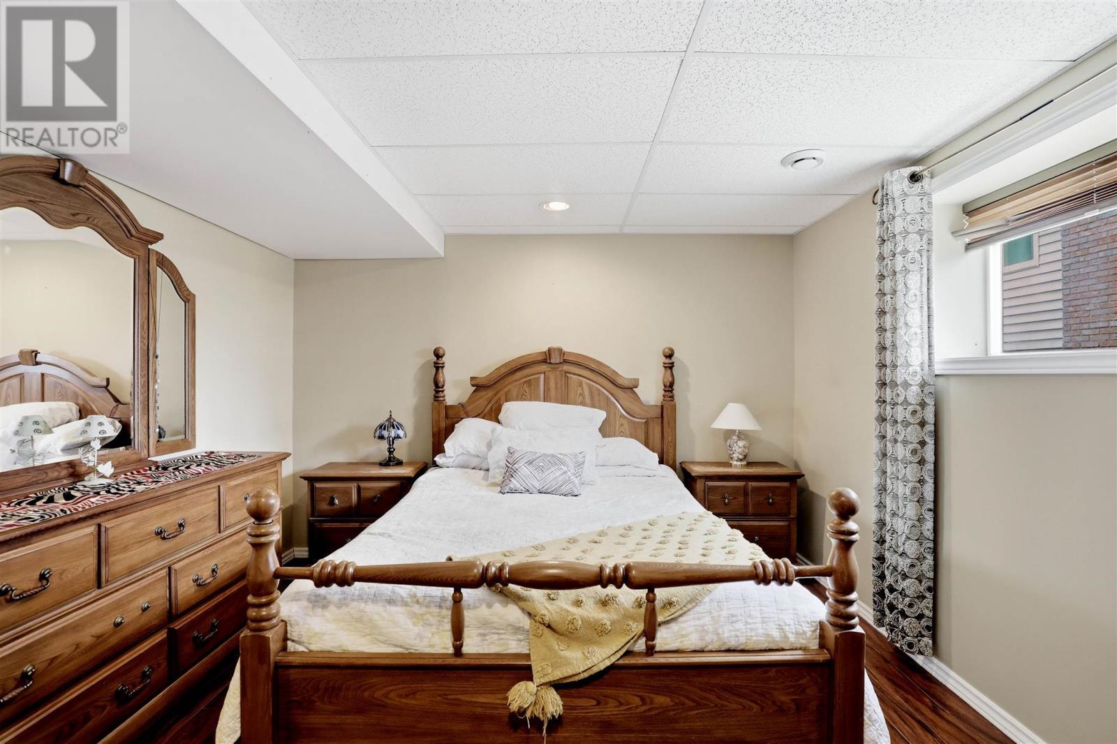 82 Frontenac St, Sault Ste. Marie, ON - Indoor Photo Showing Bedroom