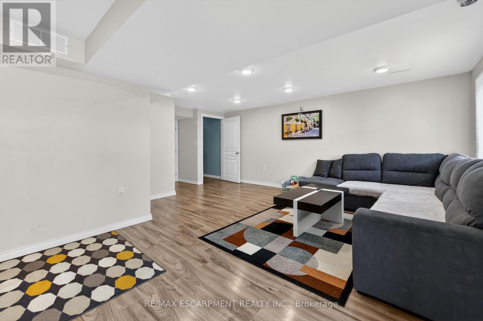 88 Highgate Drive, Hamilton, ON - Indoor