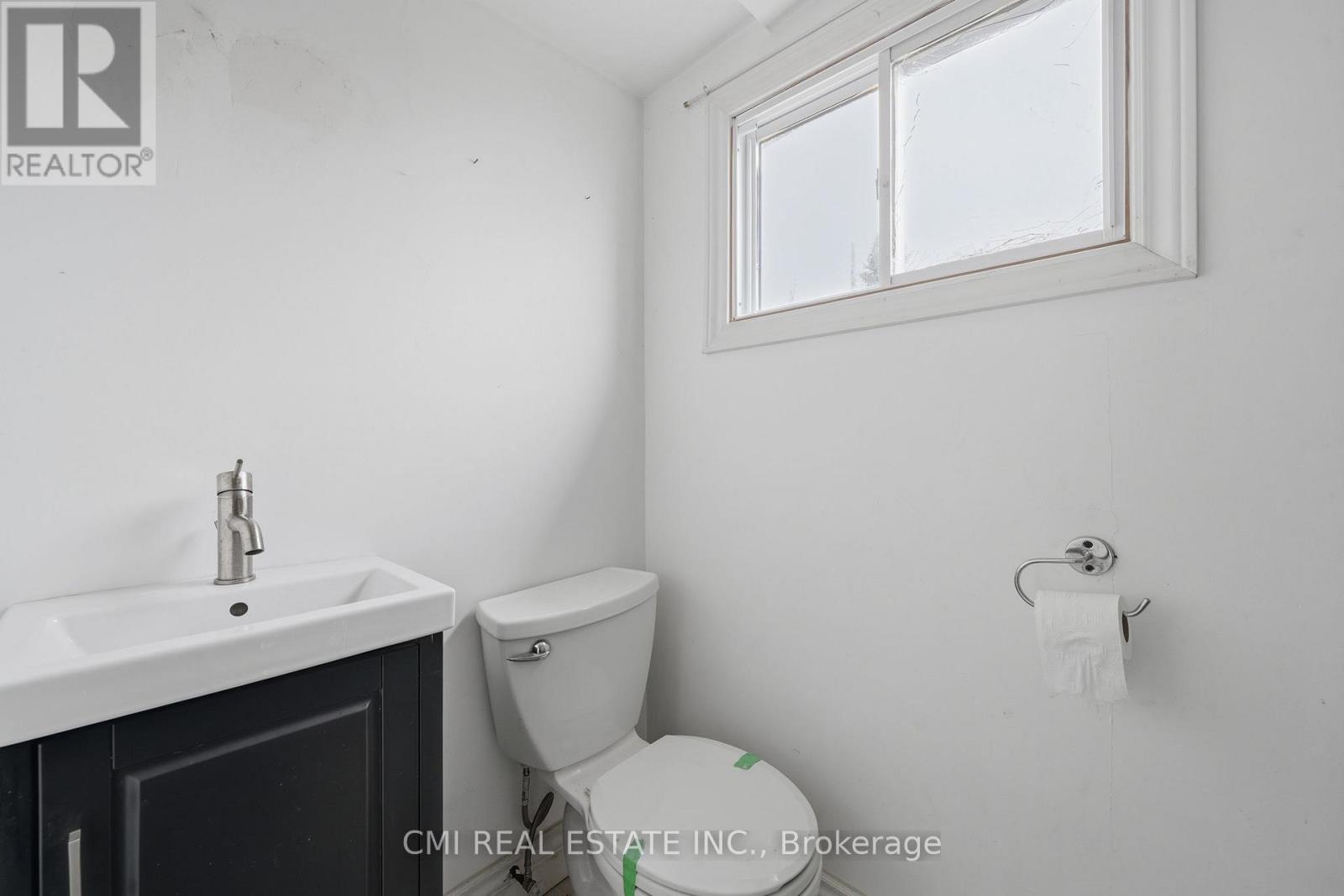 100 Alsops Beach Road, Brock, ON - Indoor Photo Showing Bathroom