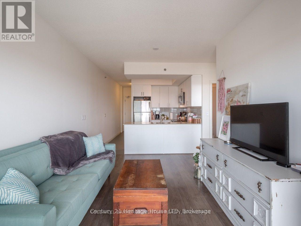 608 - 560 North Service Road, Grimsby (Grimsby Beach), ON - Indoor
