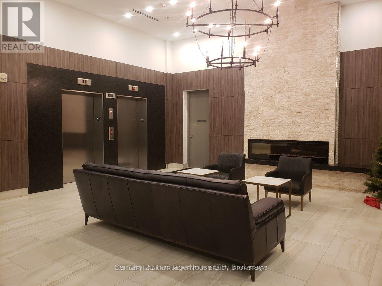 608 - 560 North Service Road, Grimsby (Grimsby Beach), ON - Indoor Photo Showing Other Room