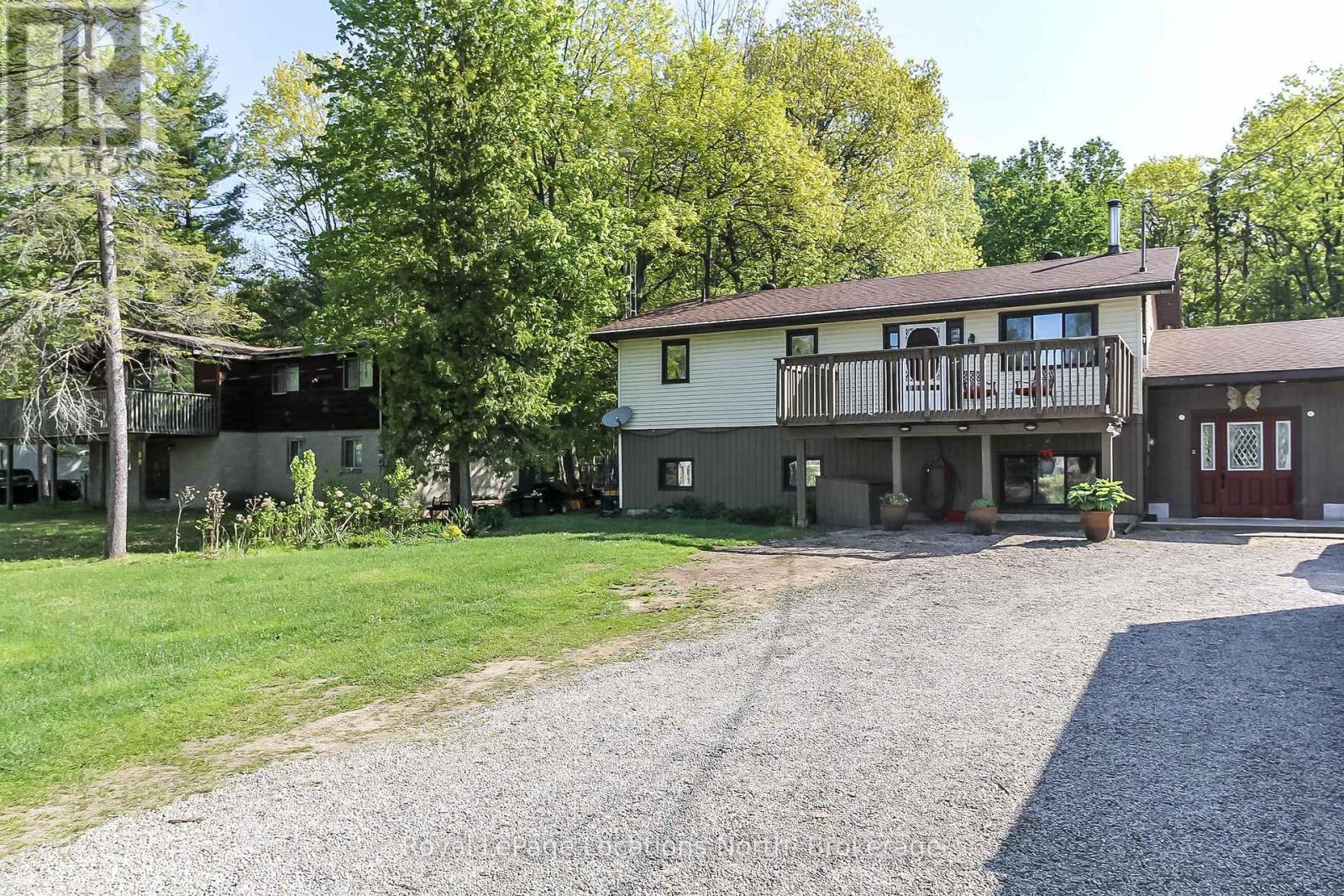 93 Ronald Avenue, Tiny, ON - Outdoor With Deck Patio Veranda