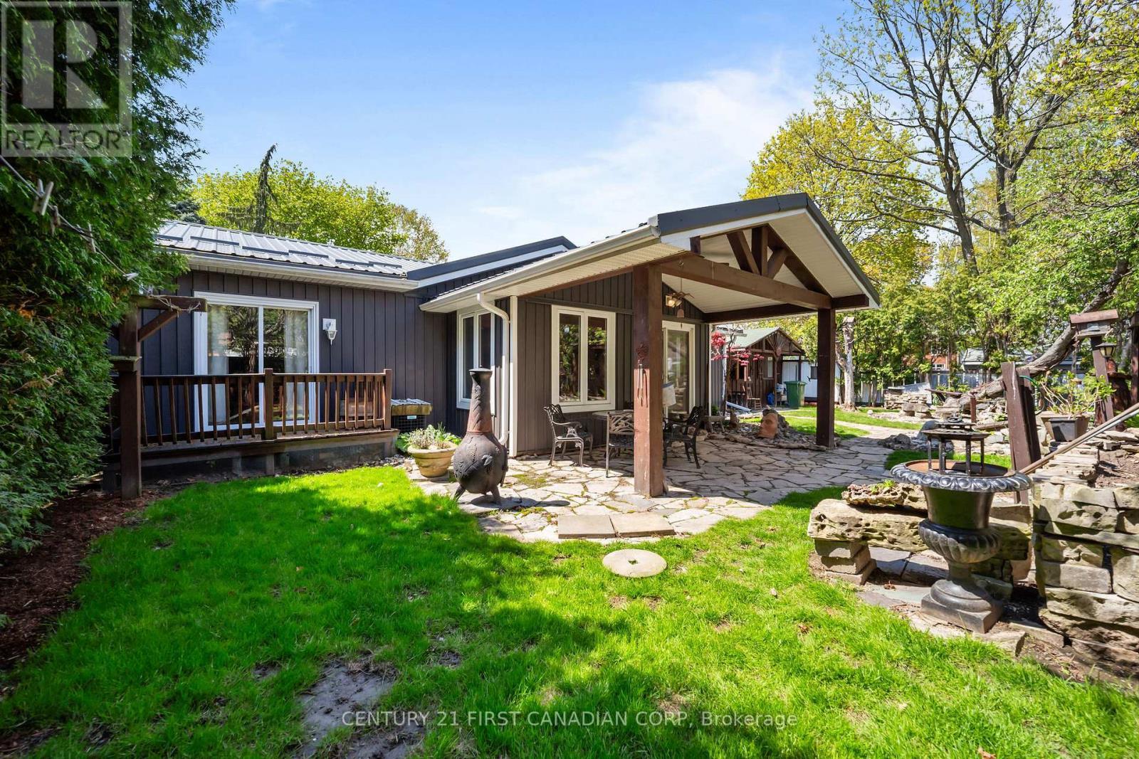 35 Park Avenue, St. Thomas, ON - Outdoor
