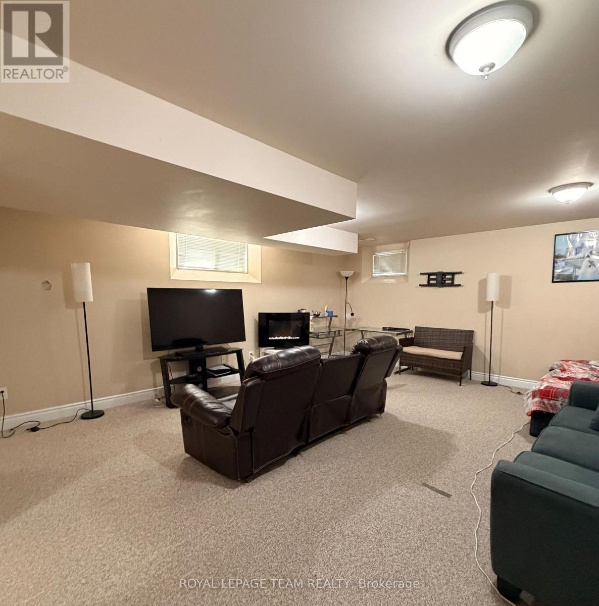 Rec Room - 1221 Anoka Street, Ottawa, ON - Indoor