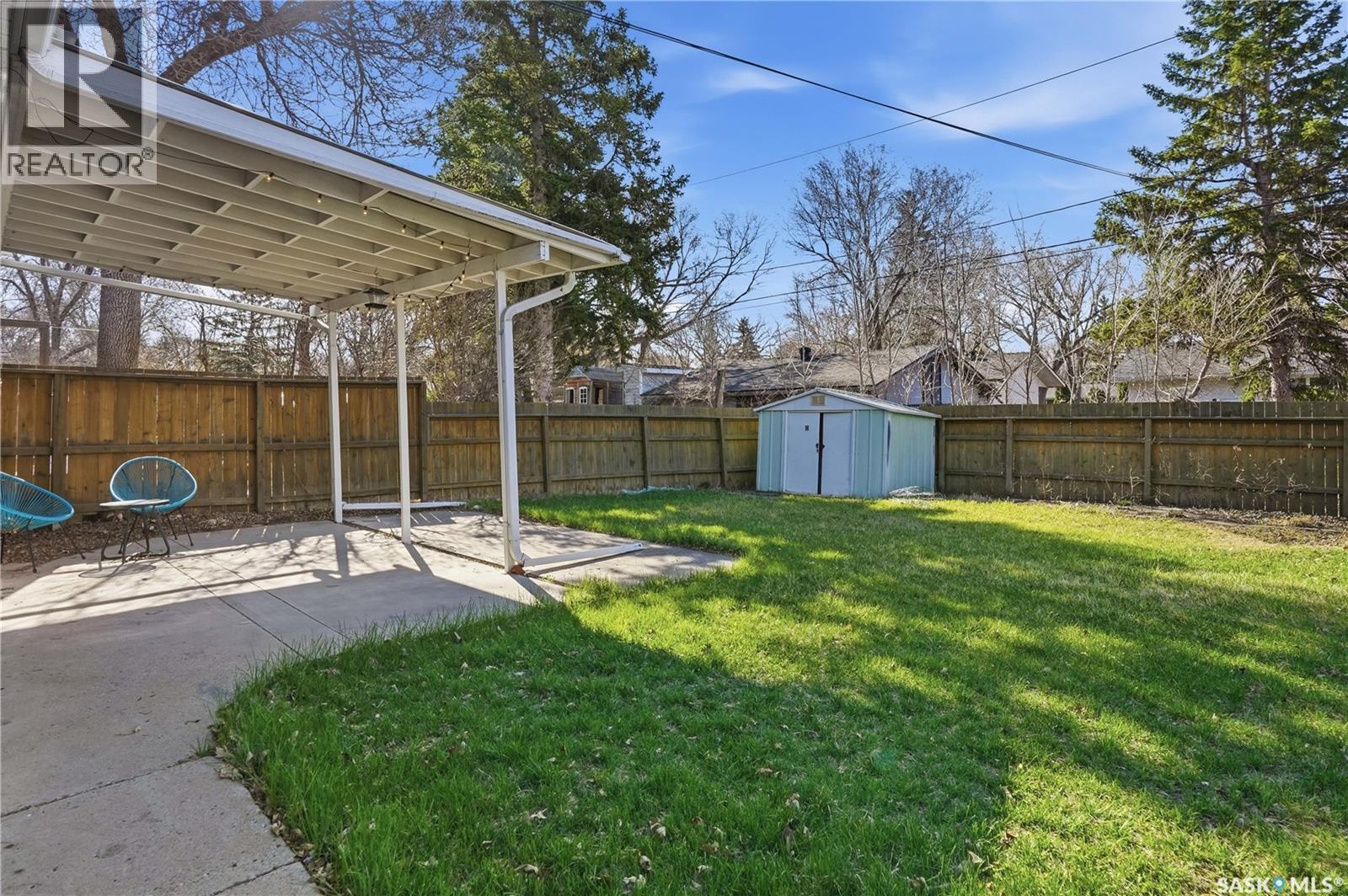 245 Orchard Crescent, Regina, SK - Outdoor