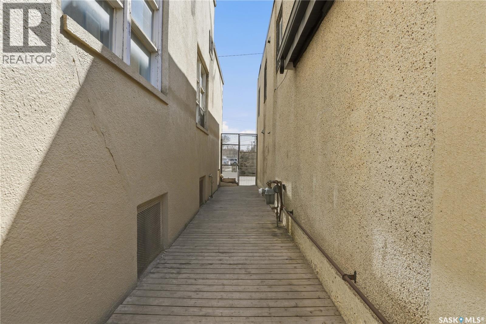 814 20Th Street W, Saskatoon, SK