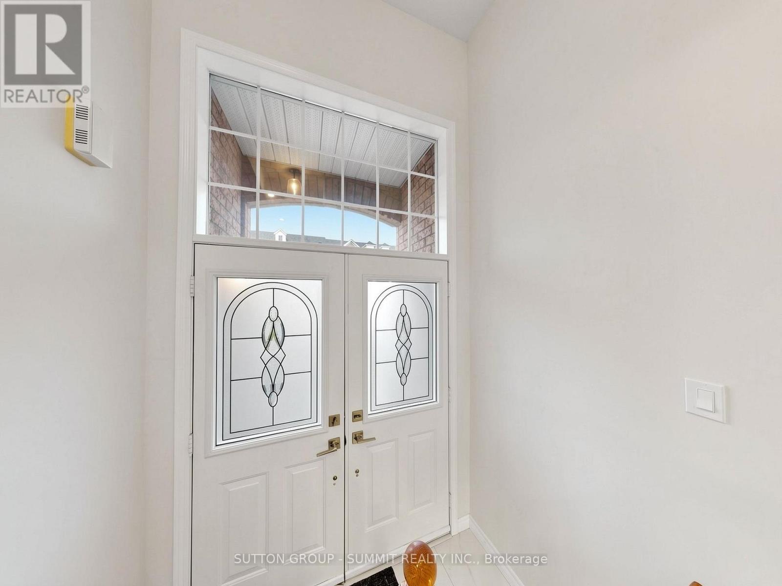 735 Maxman Street, Mississauga, ON - Indoor Photo Showing Other Room