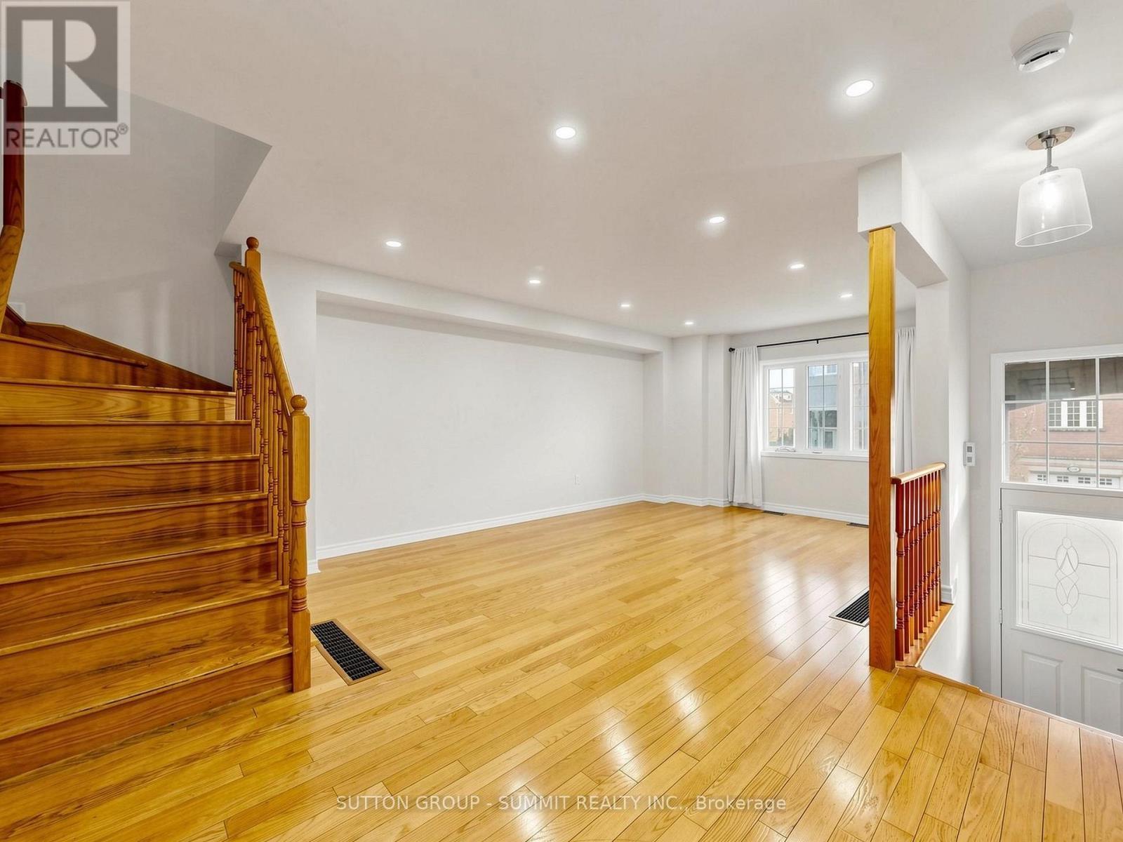 735 Maxman Street, Mississauga, ON - Indoor Photo Showing Other Room