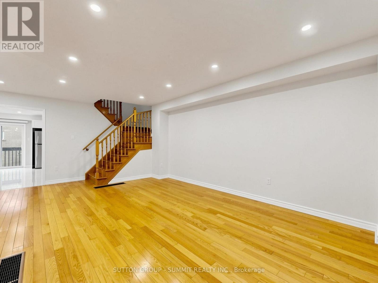 735 Maxman Street, Mississauga, ON - Indoor Photo Showing Other Room