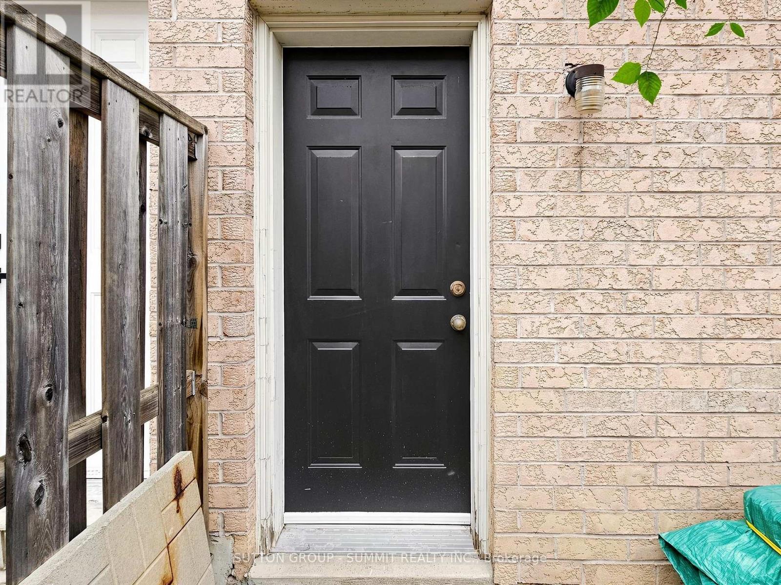 735 Maxman Street, Mississauga, ON - Outdoor With Exterior