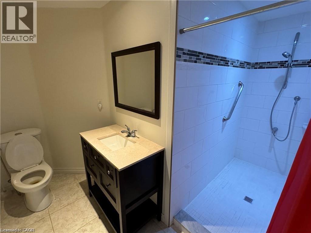 116 Zieman Crescent Unit# Lower, Cambridge, ON - Indoor Photo Showing Bathroom