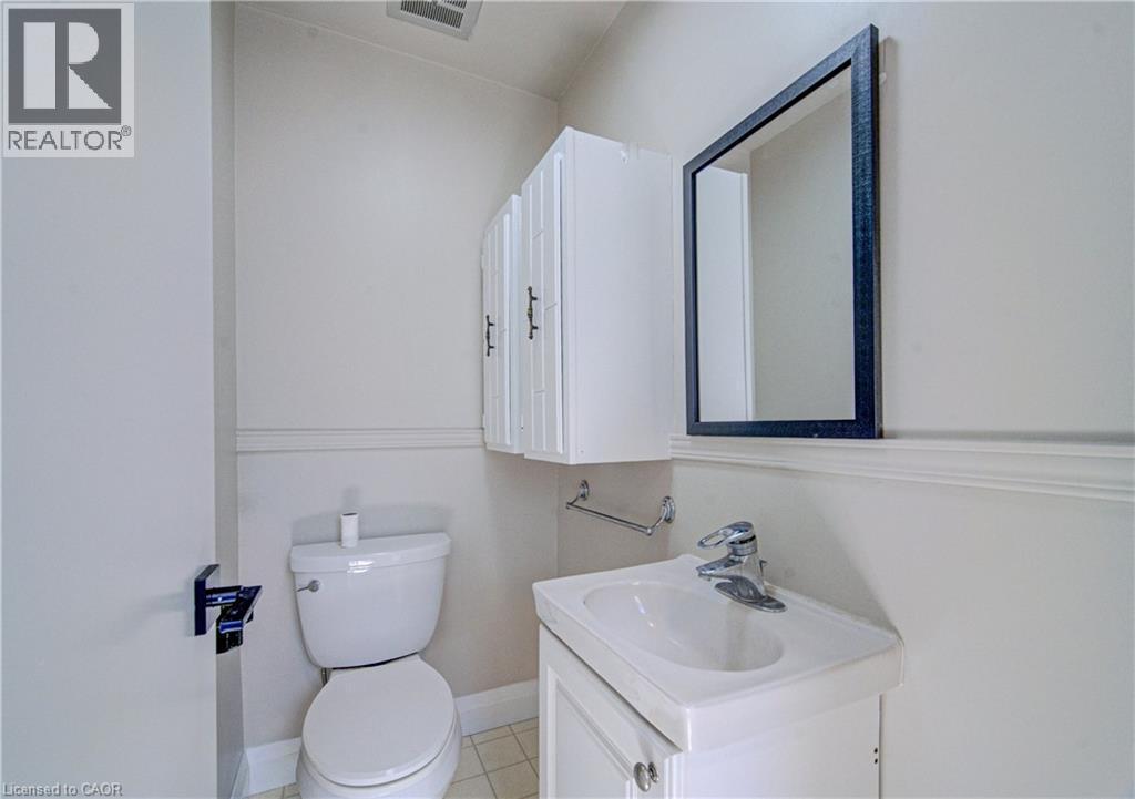 144 Shuh Avenue, Kitchener, ON - Indoor Photo Showing Bathroom