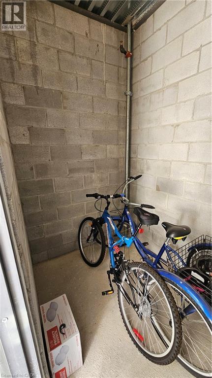 5 Spooner Crescent Unit# 314, Collingwood, ON - Indoor Photo Showing Garage