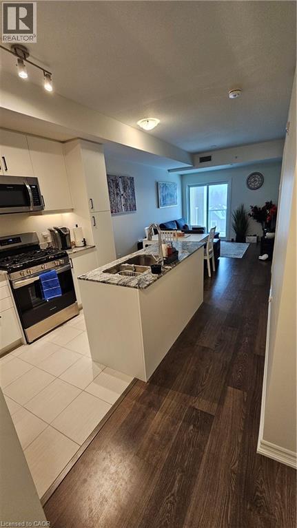 5 Spooner Crescent Unit# 314, Collingwood, ON - Indoor Photo Showing Other Room