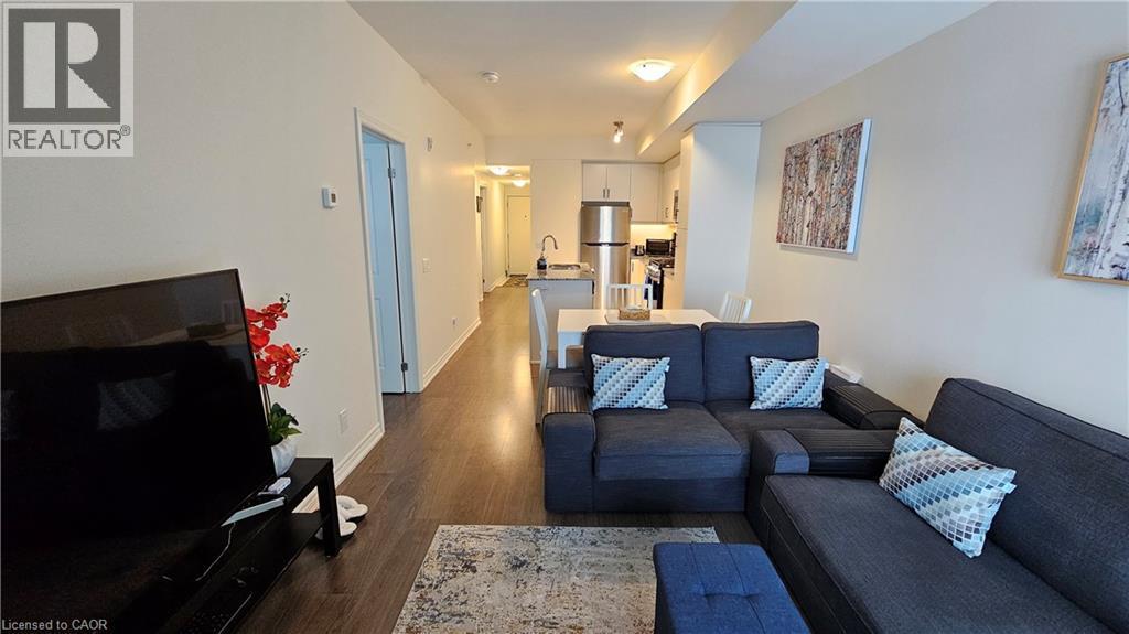 5 Spooner Crescent Unit# 314, Collingwood, ON - Indoor Photo Showing Living Room