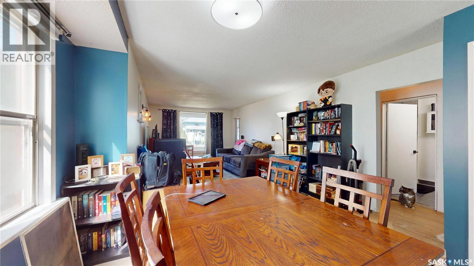 1337 Mctavish Street, Regina, SK - Indoor Photo Showing Dining Room