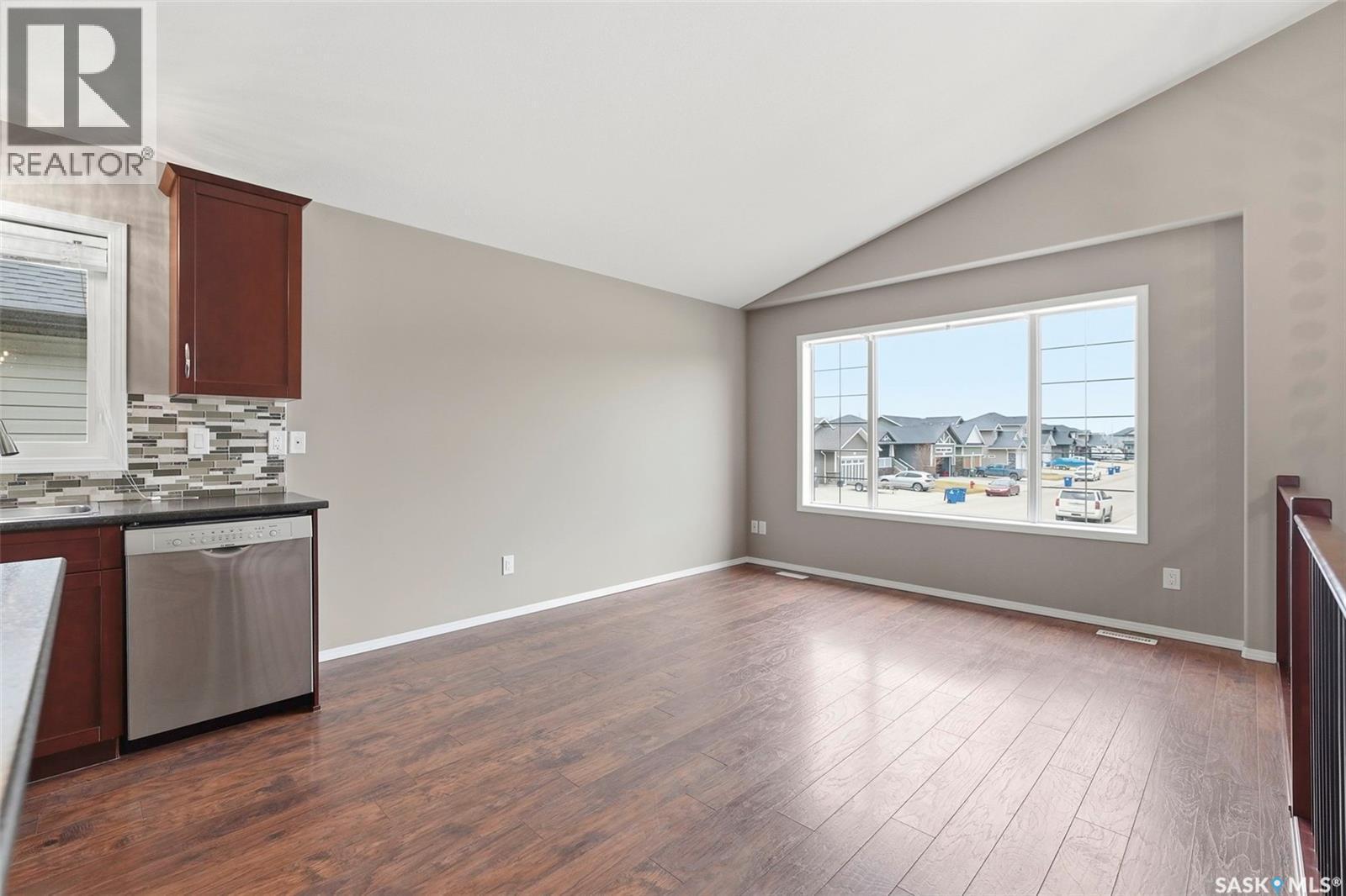 517 Redwood Crescent, Warman, SK - Indoor Photo Showing Other Room