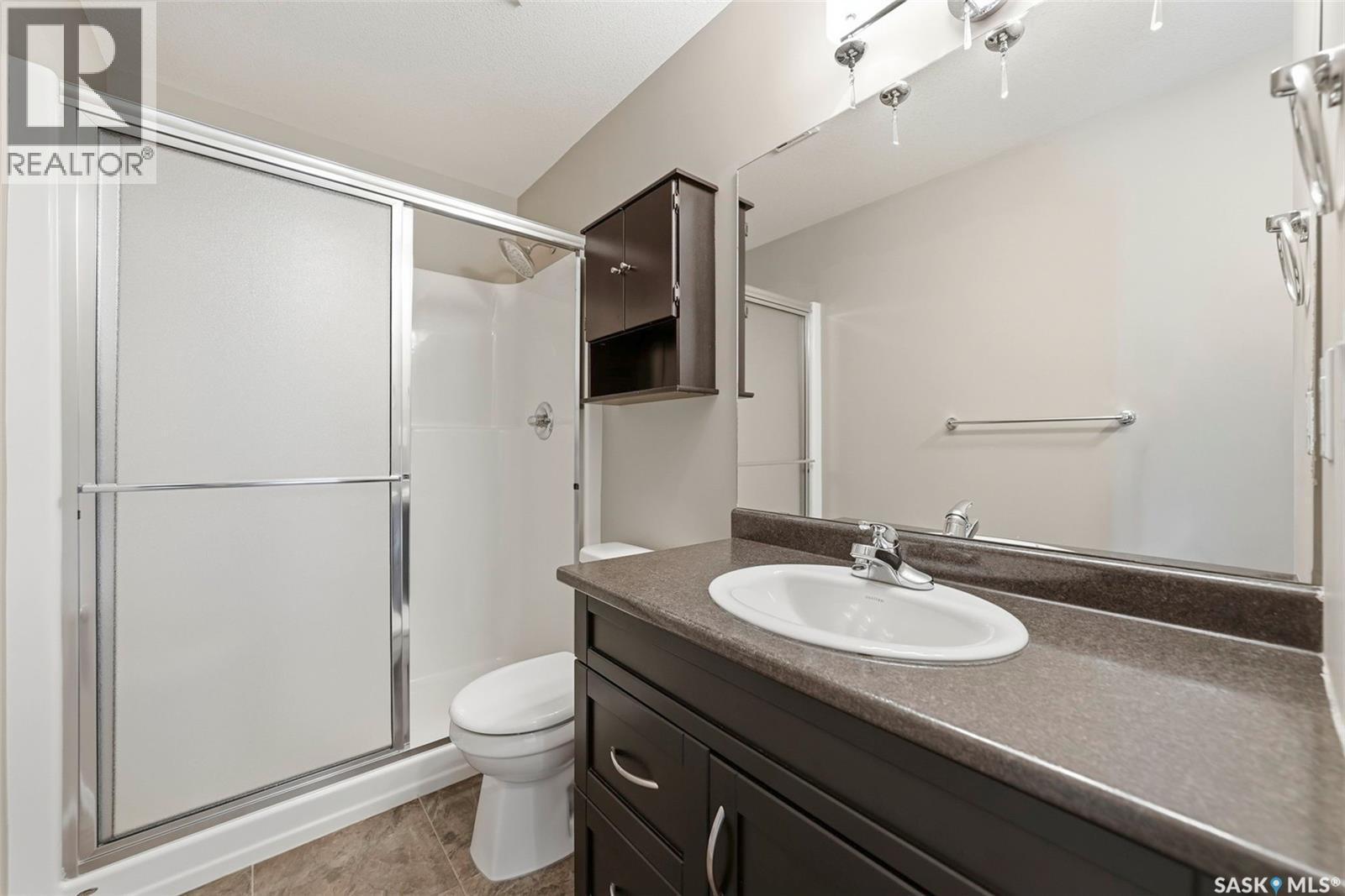 517 Redwood Crescent, Warman, SK - Indoor Photo Showing Bathroom