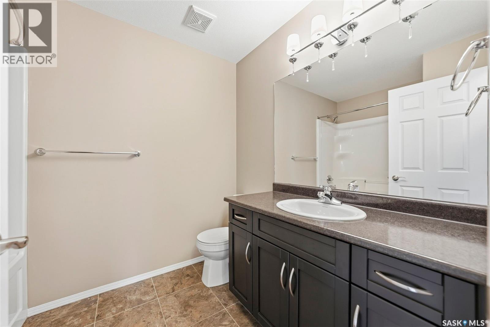 517 Redwood Crescent, Warman, SK - Indoor Photo Showing Bathroom