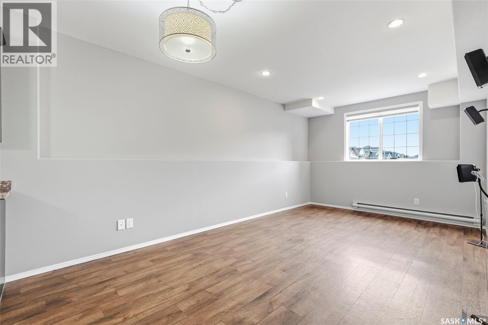 517 Redwood Crescent, Warman, SK - Indoor Photo Showing Other Room