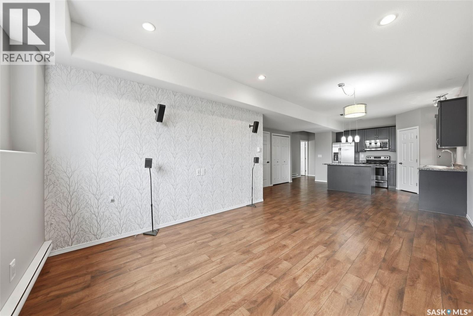 517 Redwood Crescent, Warman, SK - Indoor
