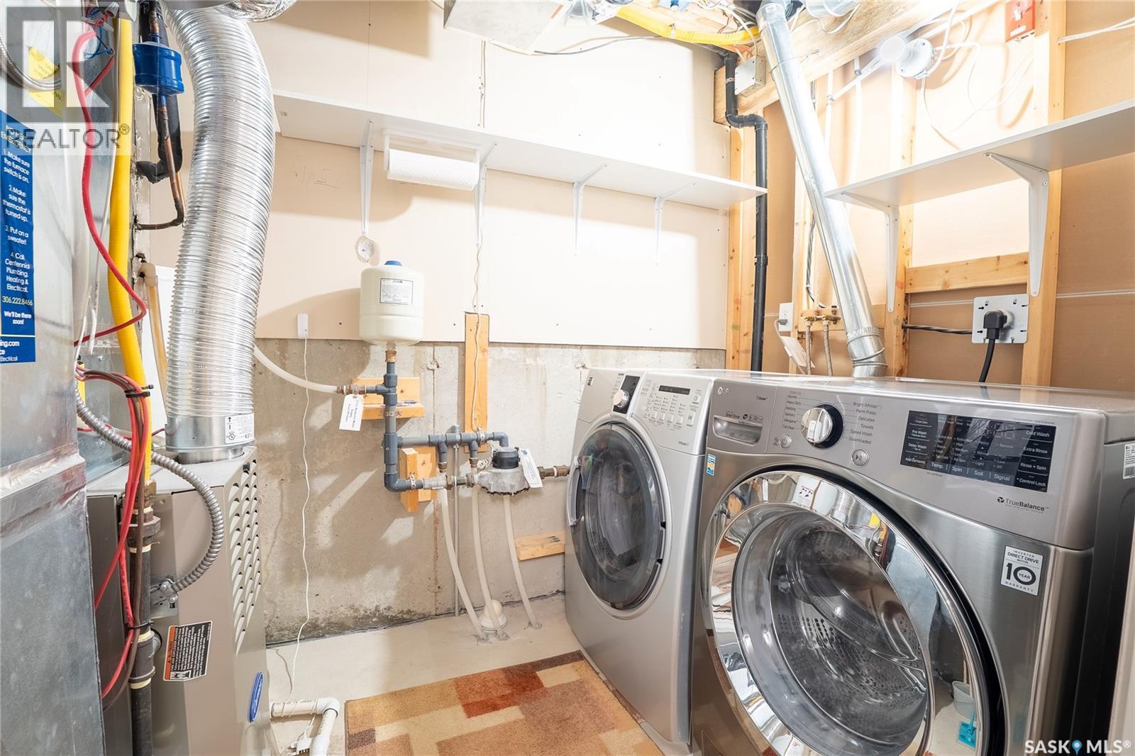 143 615 Stensrud Road, Saskatoon, SK - Indoor Photo Showing Laundry Room